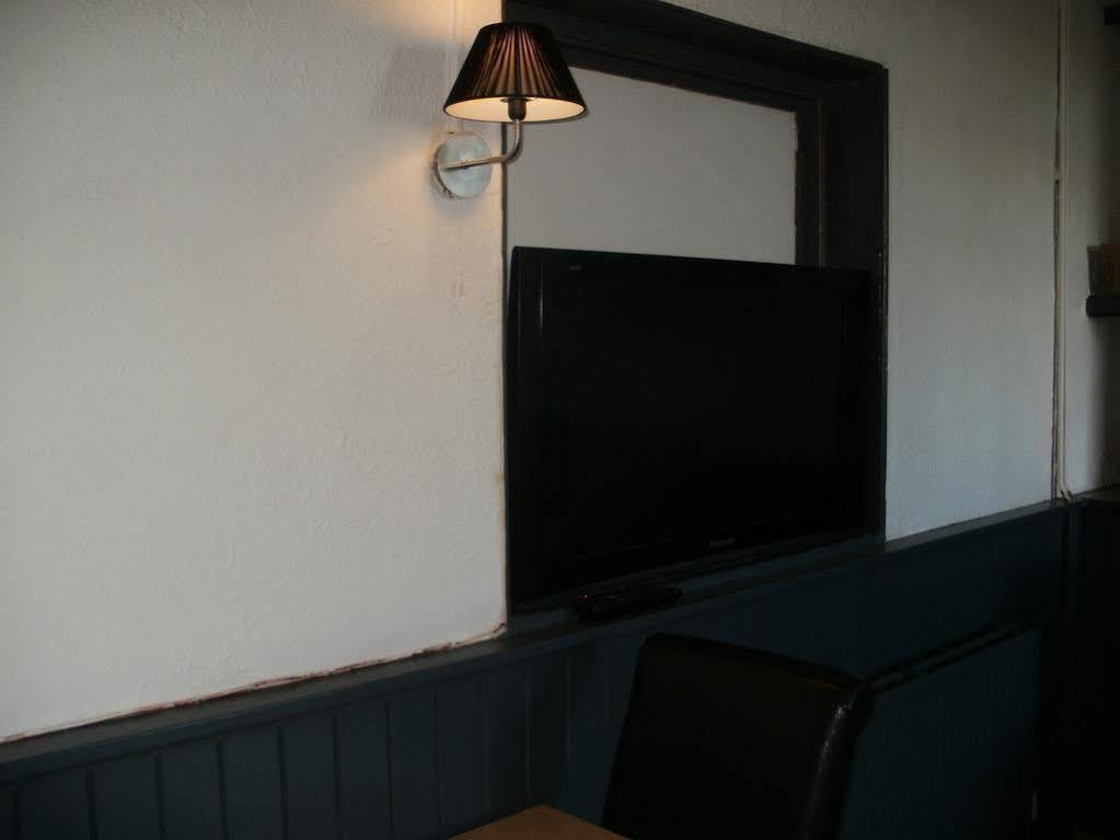 The Crown Inn Keynsham Exteriör bild